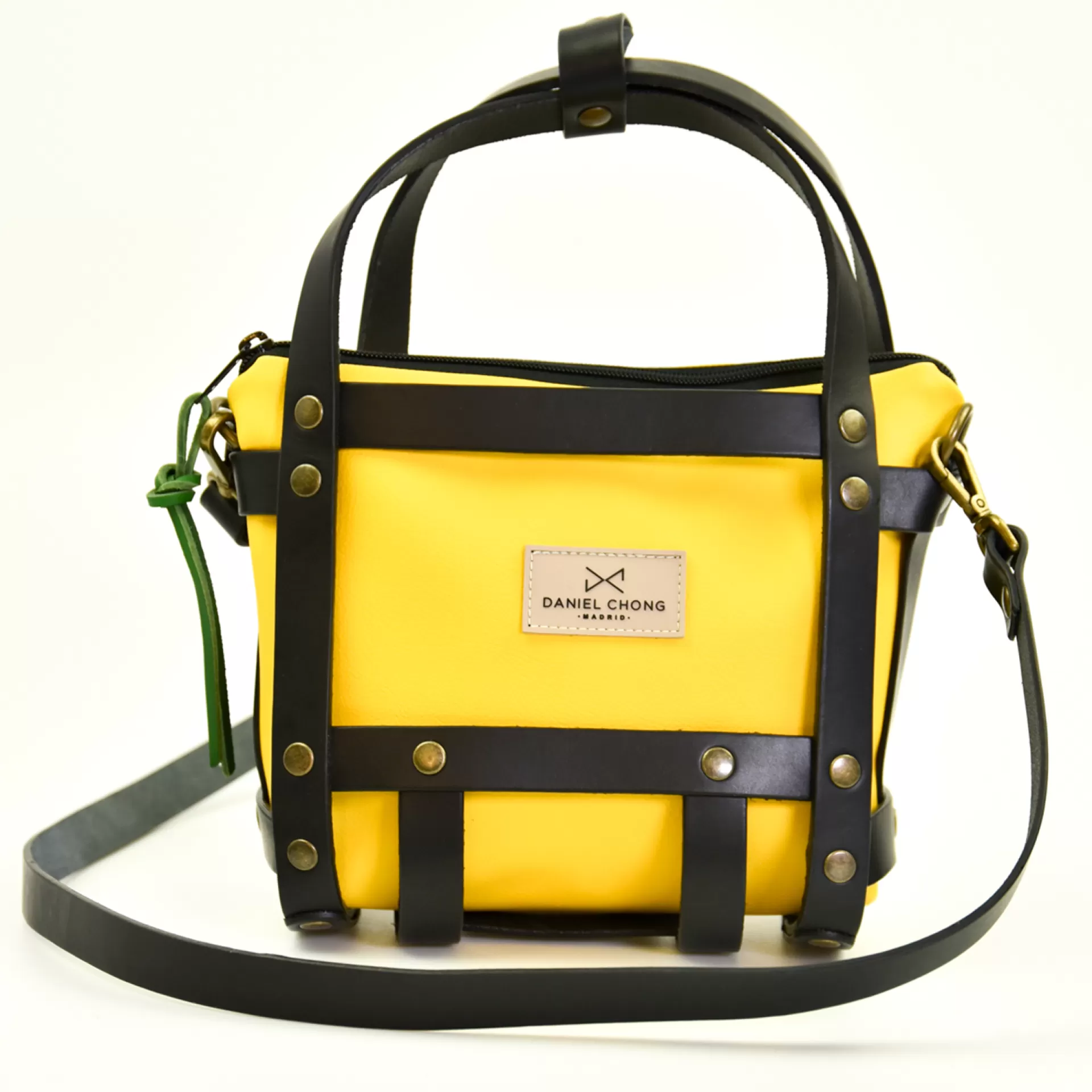 Daniel Chong BOLSO ARNÉS PIEL NEGRO* Bolsos Arnés